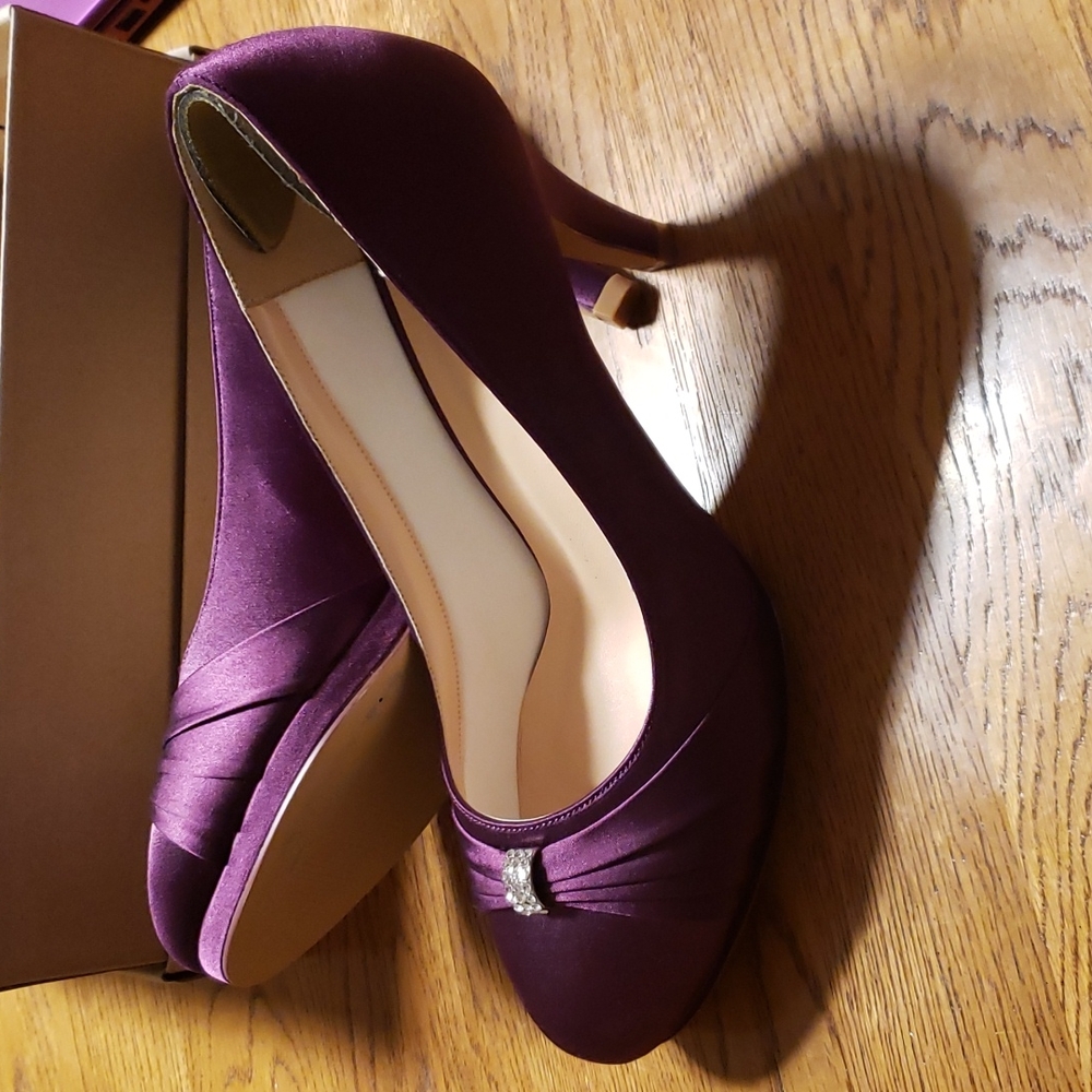 Erijunor brand purple high heels size 9